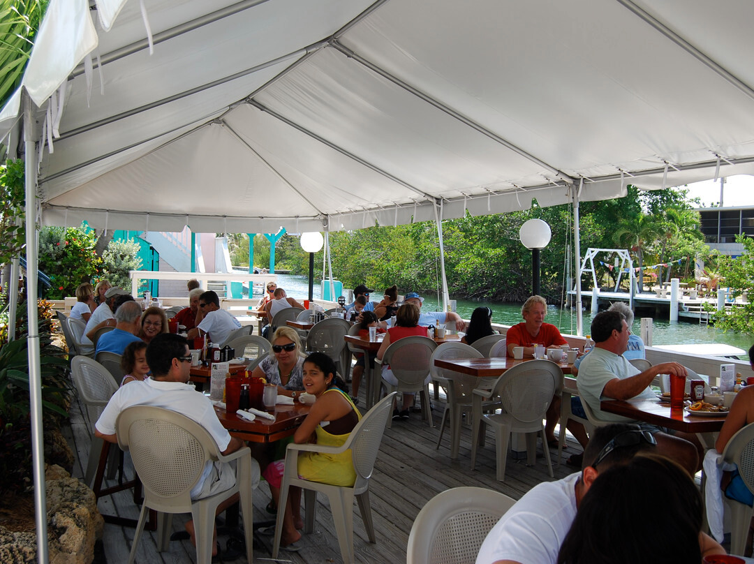 Tavernier餐馆和美食-Made 2 Order