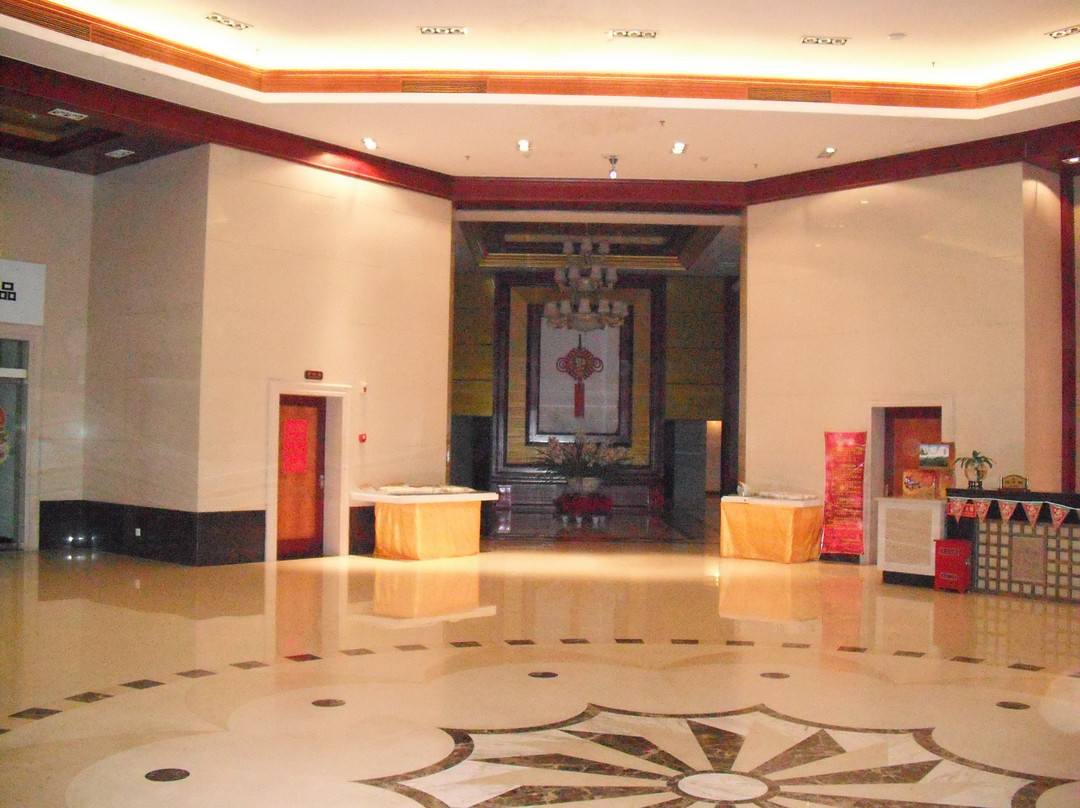 天瑞温泉大酒店主图