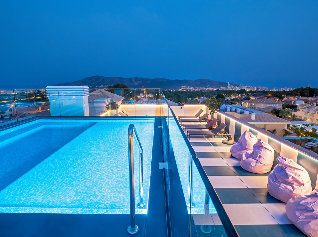 B-heaven La Nucia Palms