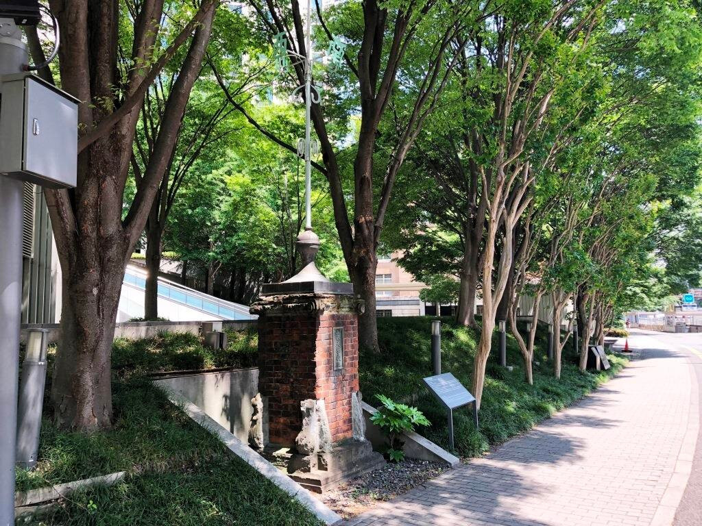 Imperial College of Engineering Monument