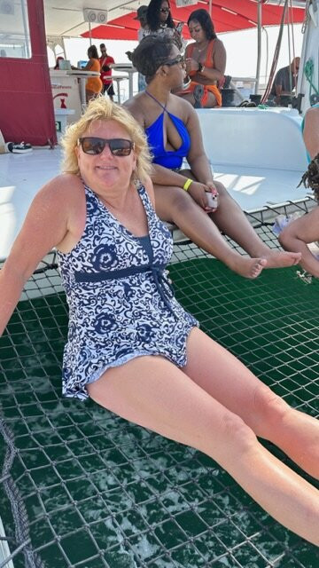 Red Cat Mega Catamaran-巴拿马城必去景点