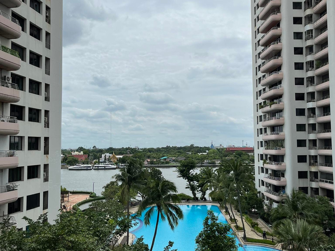 利沃林广场酒店主图