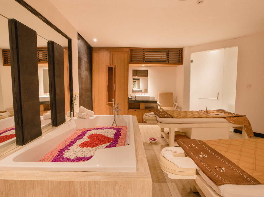 Ambiente Spa at Lv8 Resort Hotel景点图片
