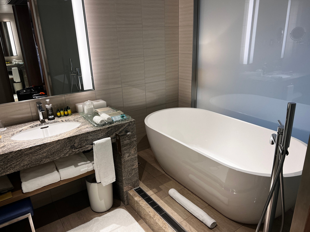 冲绳万丽度假酒店主图