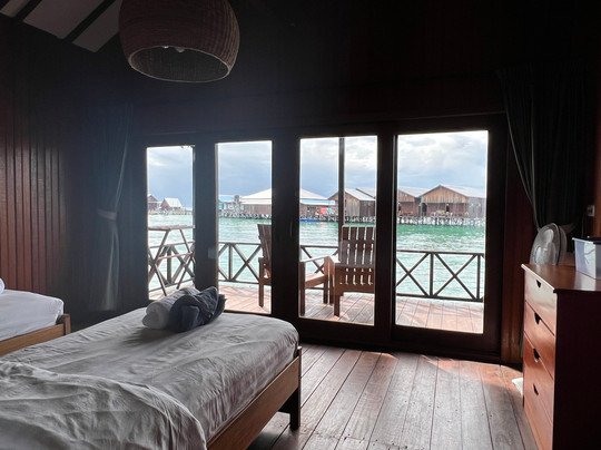 Scuba Junkie Sangalaki主图