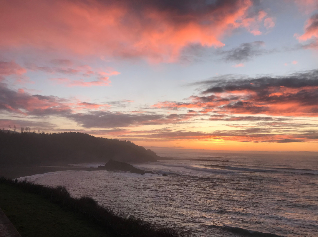 Clarion Inn Surfrider Resort主图