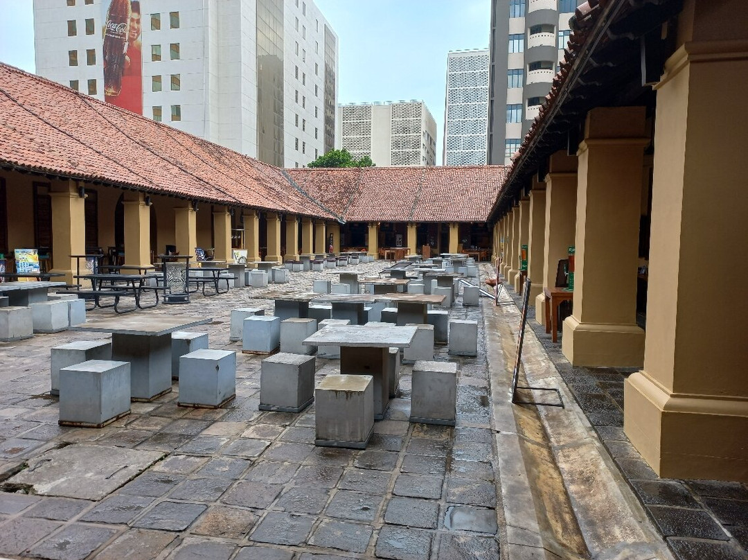 兰医院旧址购物美食广场-科伦坡必去景点