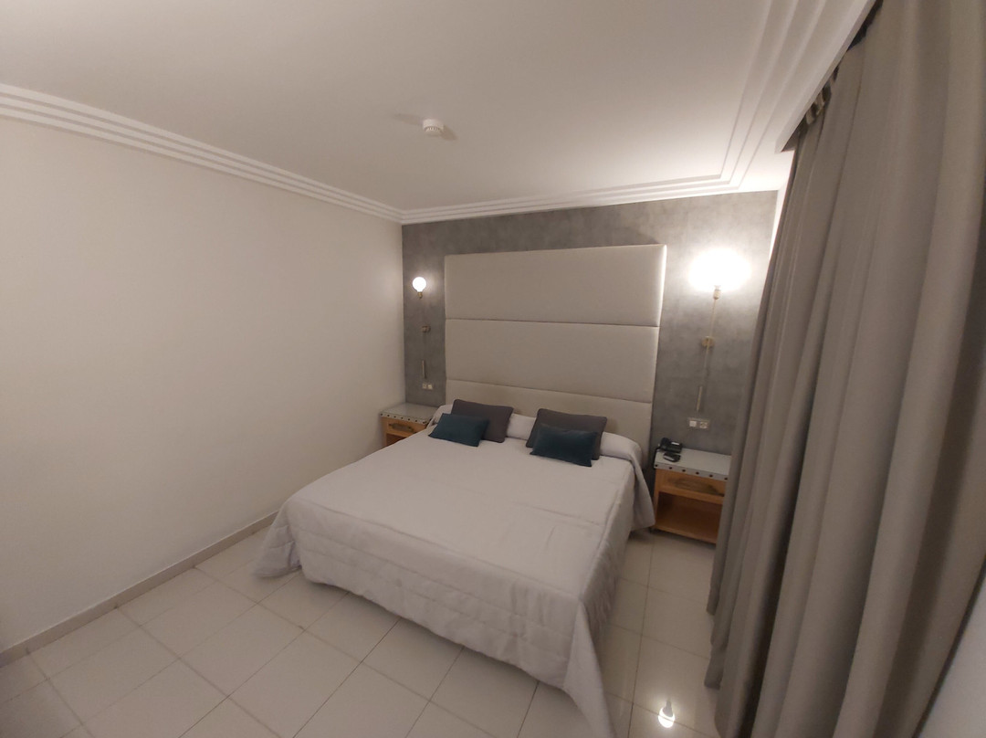 Hotel Complejo Paris主图