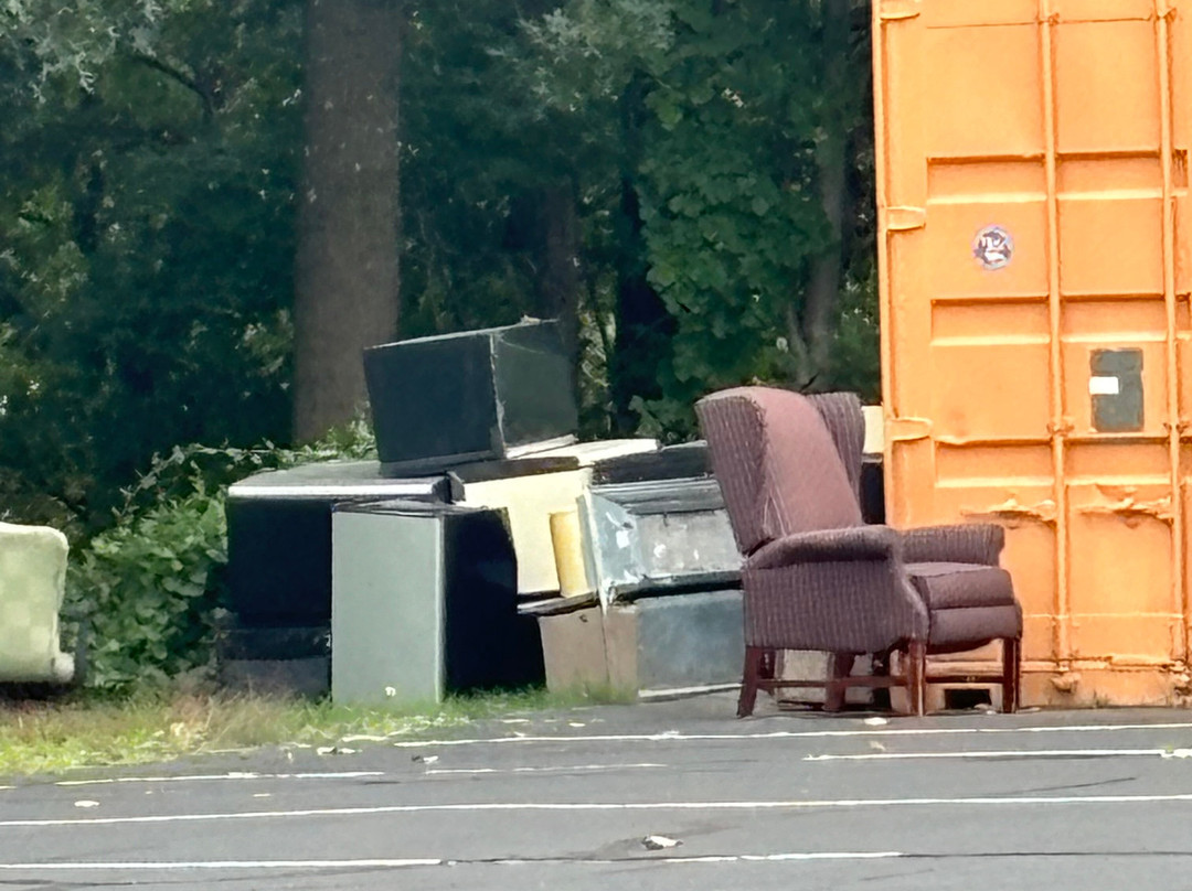 All Seasons Inn & Suites主图