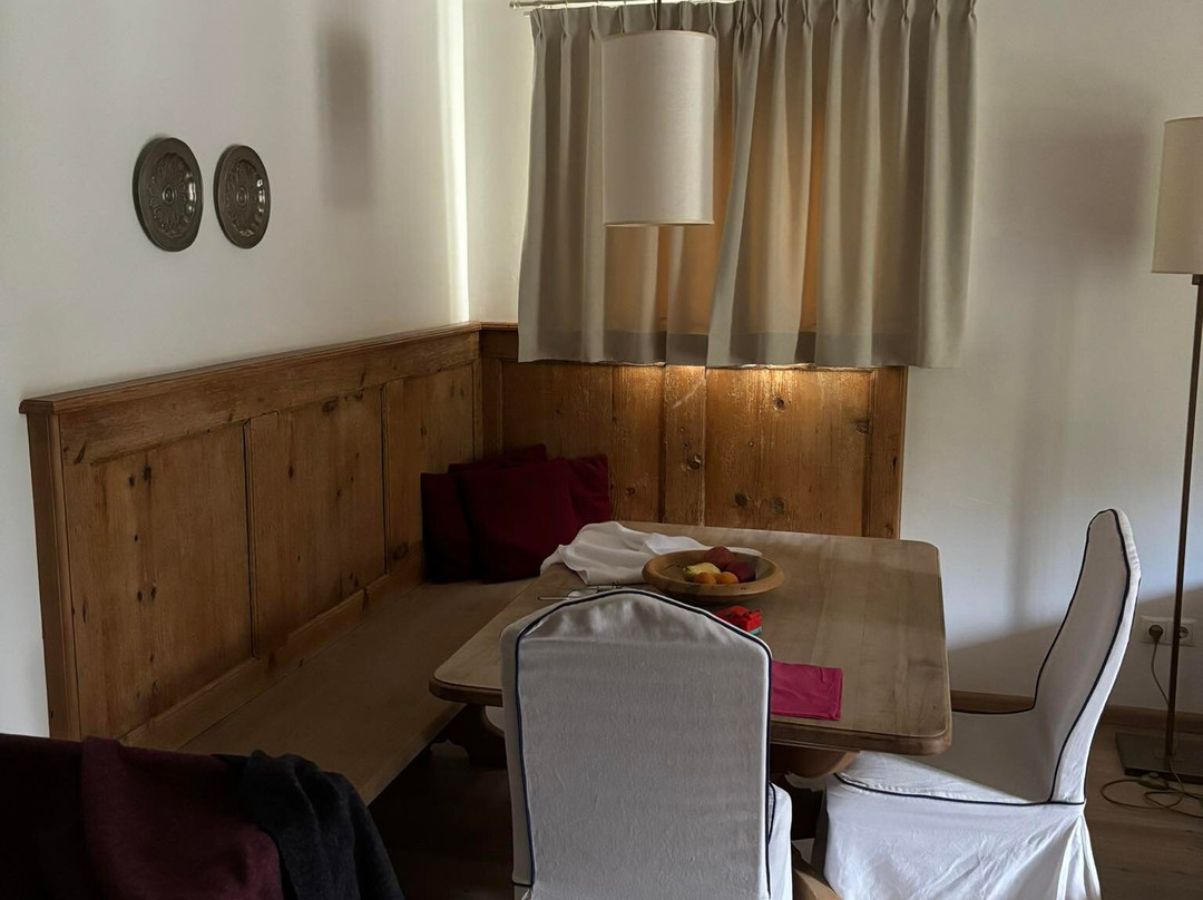 Armentarola Hotel主图