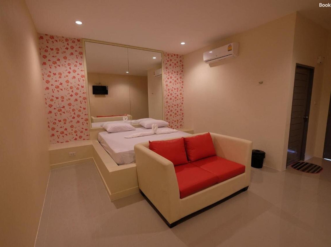 Checkinn Resort Kanchanaburi主图