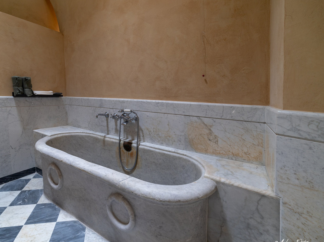 Terme Bagno Bernabò-Bagni di Lucca必去景点