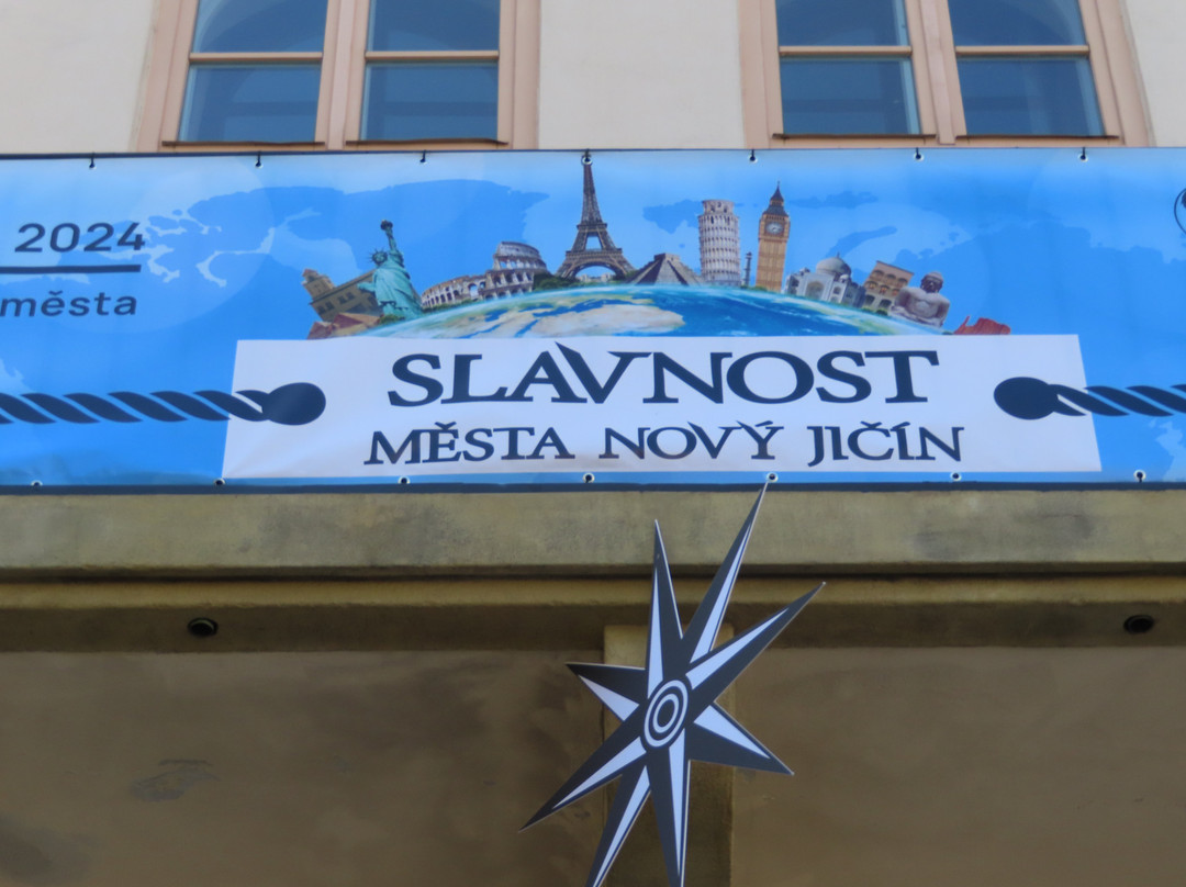 Market Square-Novy Jicin必去景点