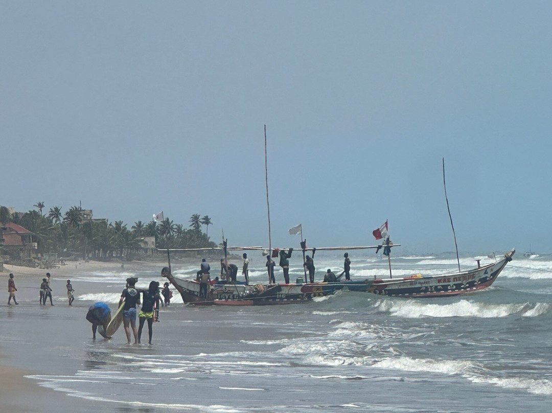 Mr Brights Surf School-Kokrobite必去景点