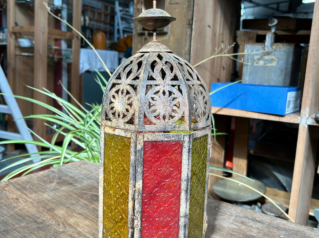 Carmarthen Antiques Centre景点图片