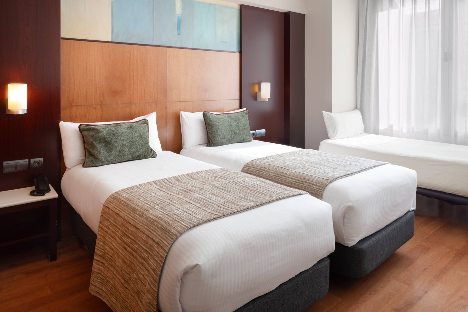 布鲁塞尔加泰罗尼亚酒店-客卧