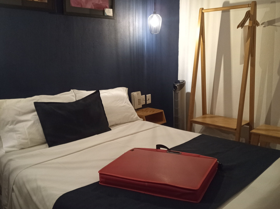 Romance City Hotel主图