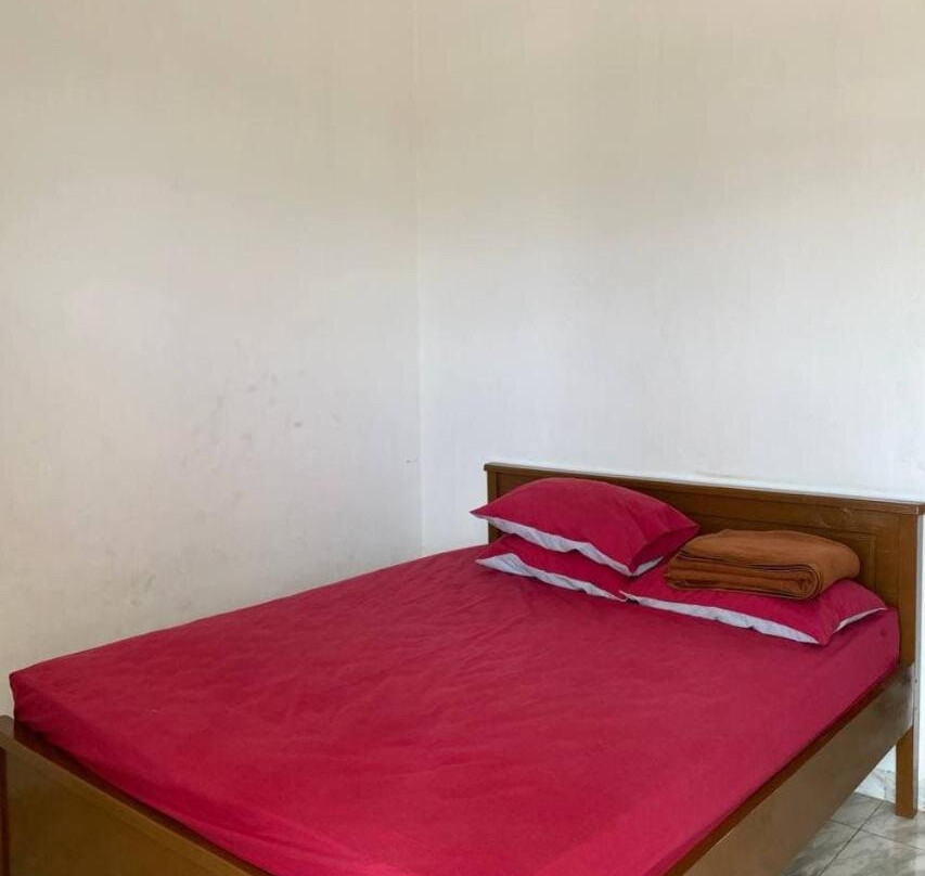 OYO 90960 Putih Salju Homestay