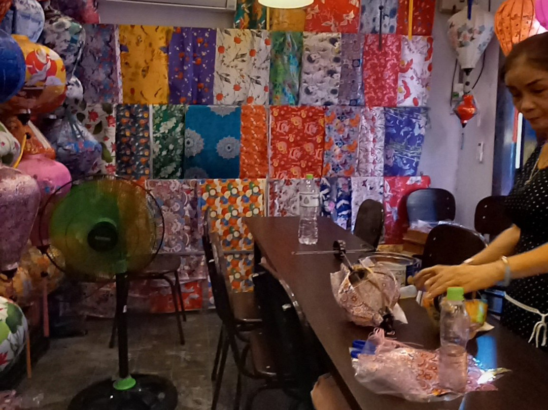 Lantern Making Class With Lynn-会安必去景点