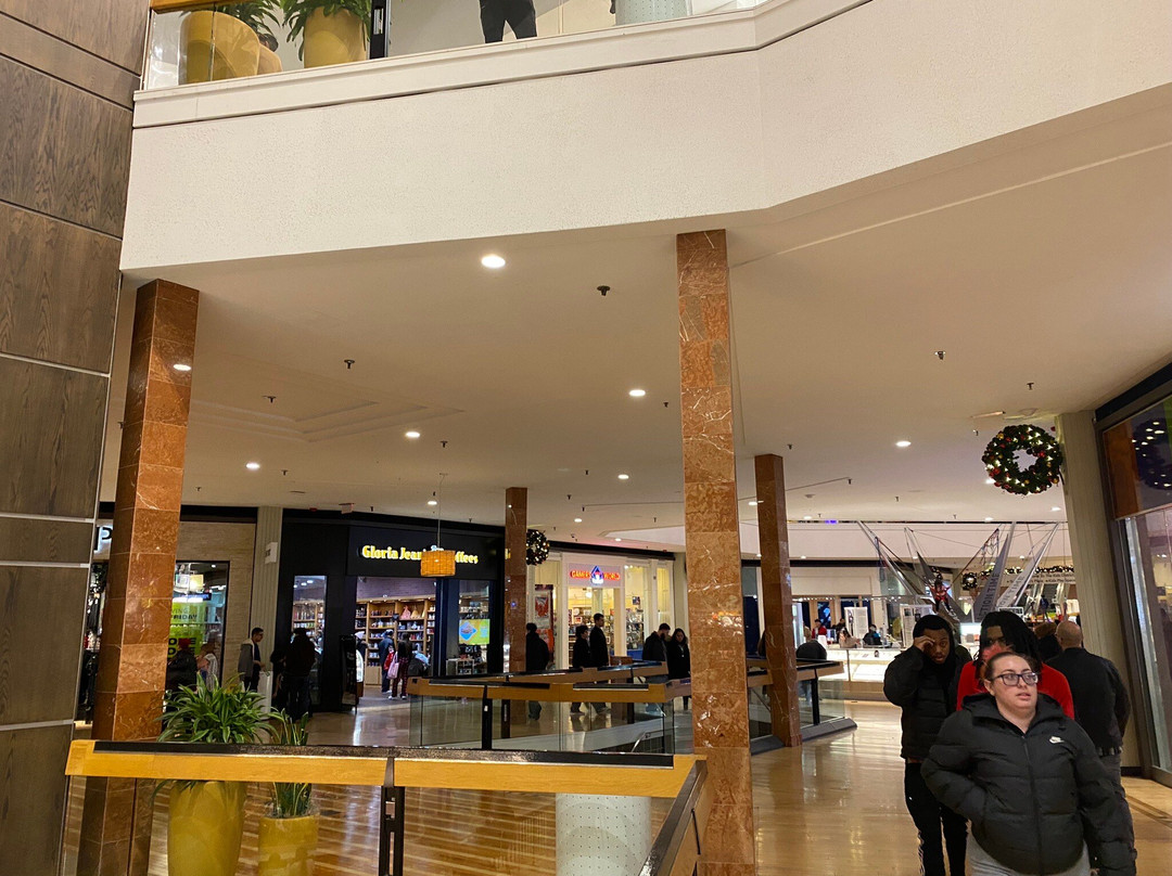 Fox Valley Mall