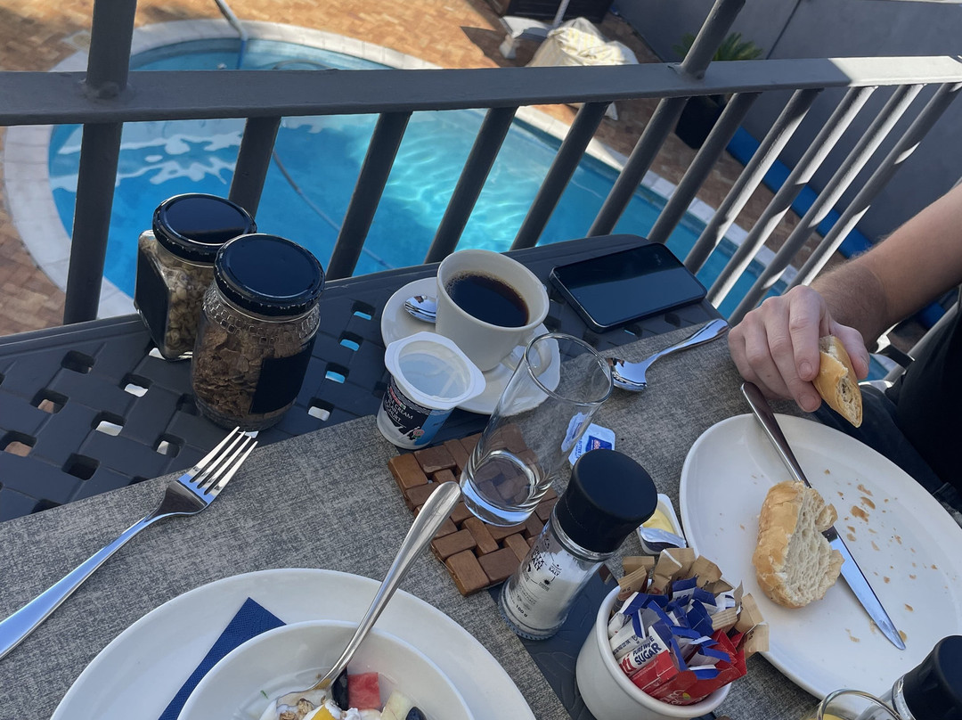 马尔滕斯待客酒店主图