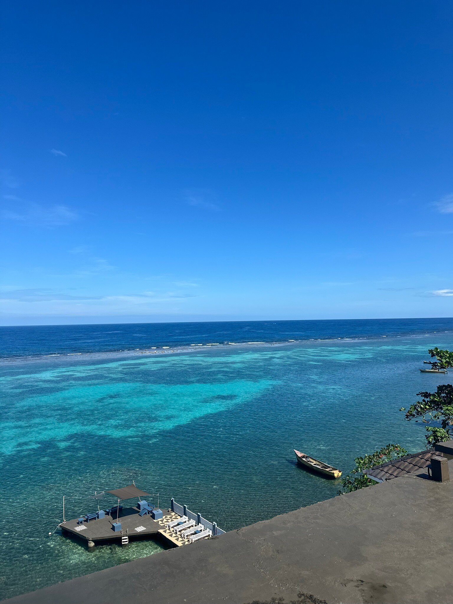 Moxons Beach Club-官方