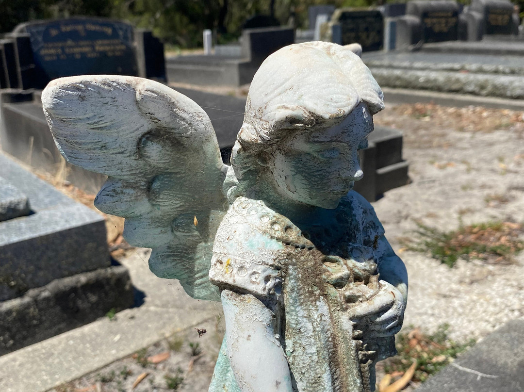 Welshpool Cemetery-Welshpool必去景点