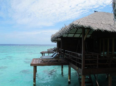 菲利兹尤岛度假村主图