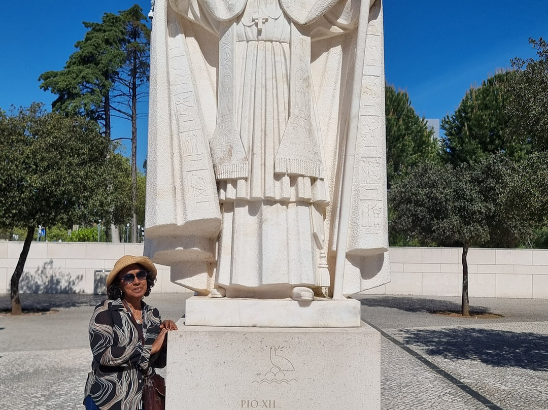 Estatua de Papa Pio XII-花地玛必去景点