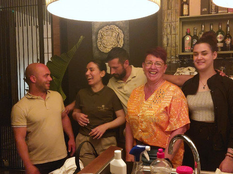 Infinity Hotel & More