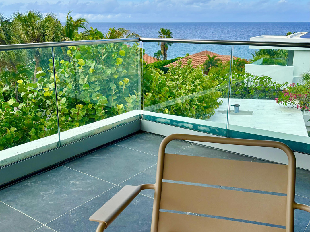 帕帕加海滩成人酒店主图