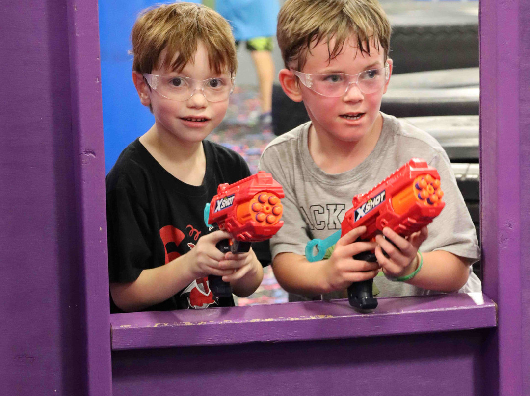 Crossfire Entertainment-威尔明顿必去景点