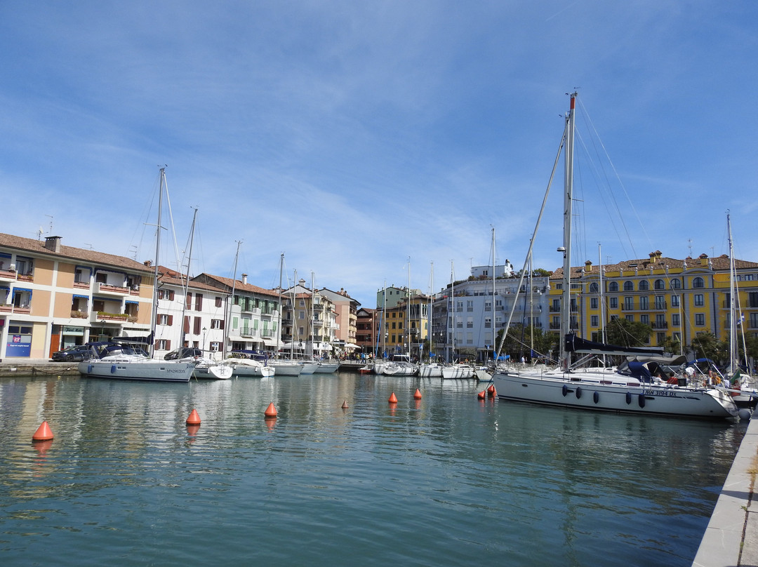Porto Mandracchio-格拉多必去景点