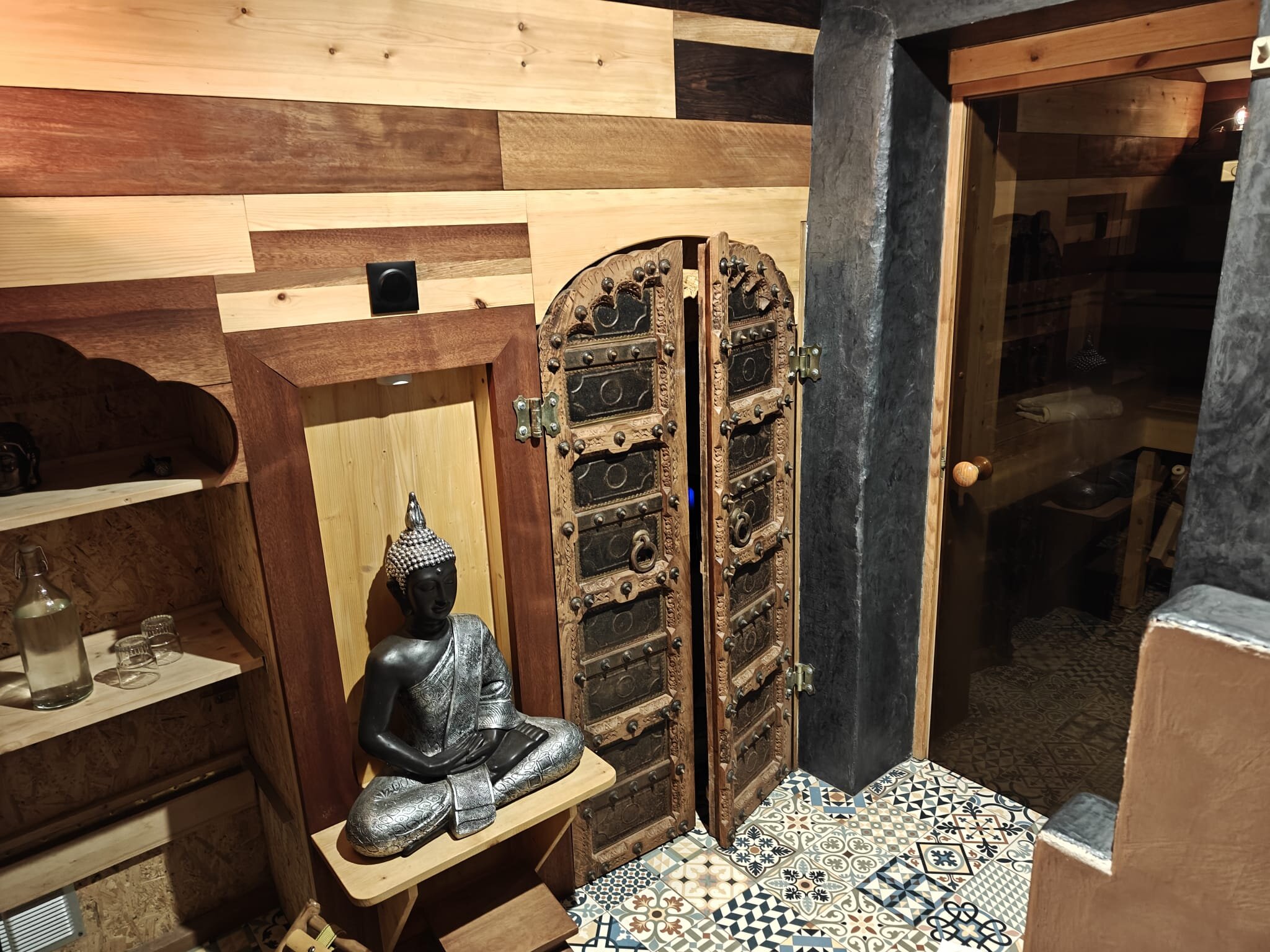 亚历克斯工厂-官方