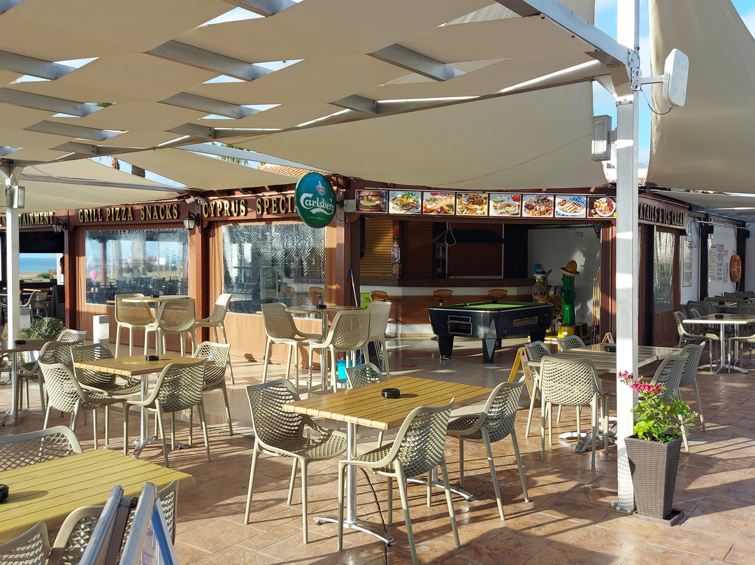 Loutsiana Hotel Apartments主图