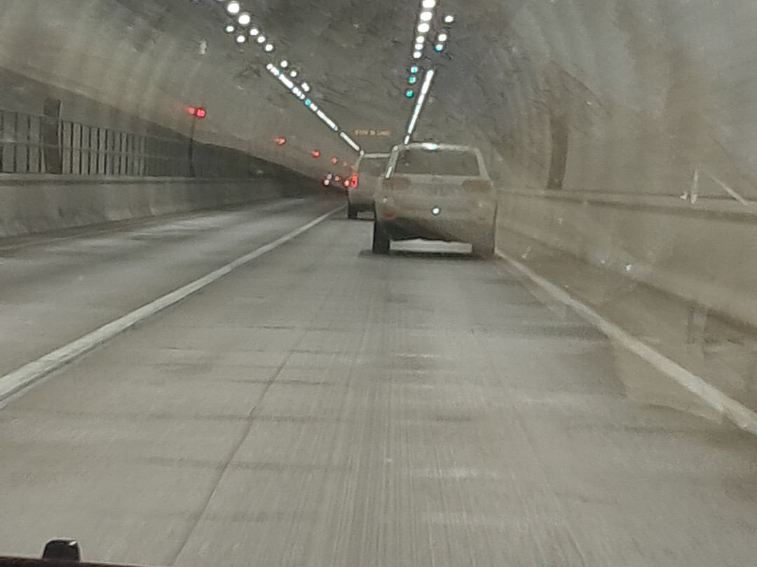 Travel Inn & Suites主图