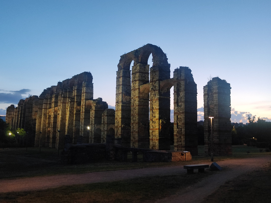 Acueducto de los Milagros-梅里达必去景点