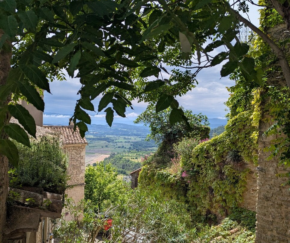 Luberon Biking-Velleron必去景点