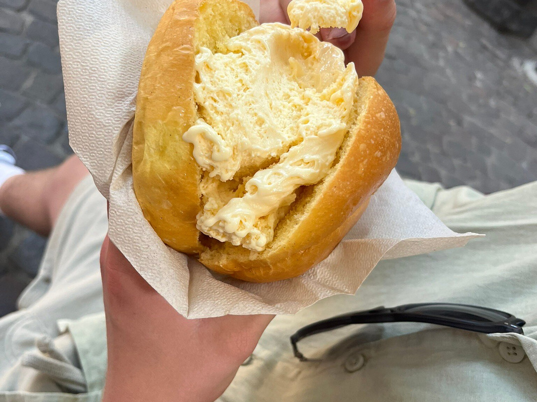 Galliera 49-博洛尼亚必去景点