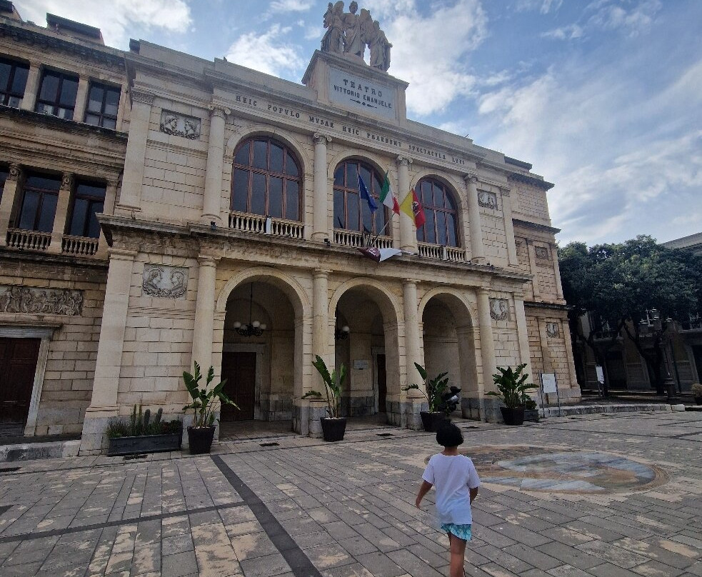 Teatro di Messina-墨西拿必去景点