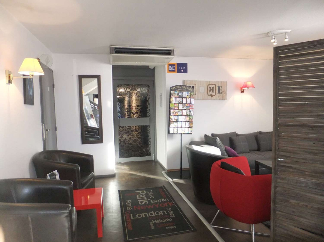 基里亚德布丽芙加拉德中央酒店主图