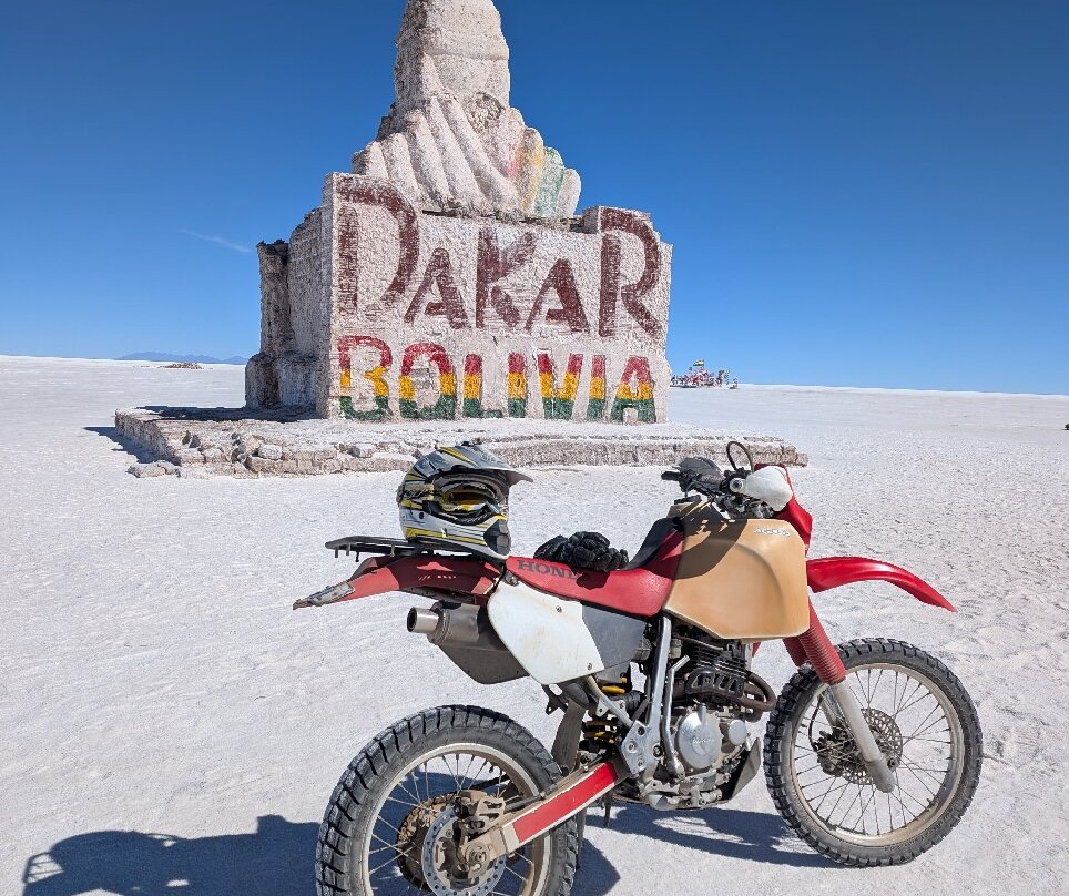 Uyuni Motorcycle Tours-乌尤尼必去景点