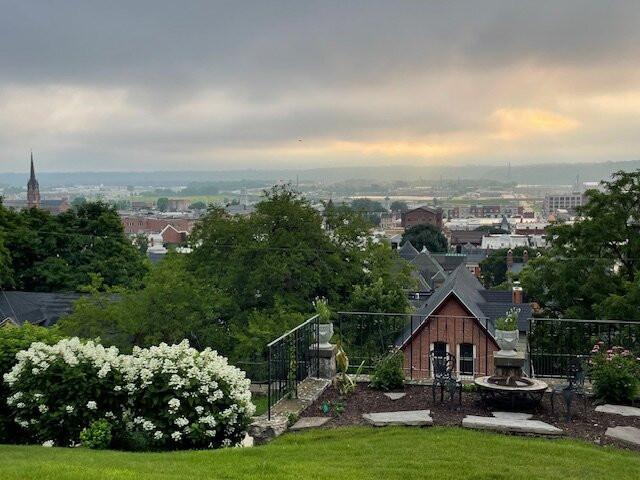 The Hancock House主图