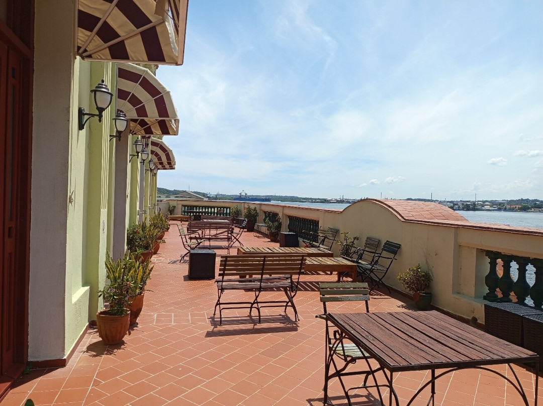 阿马多勒斯桑坦德酒店主图