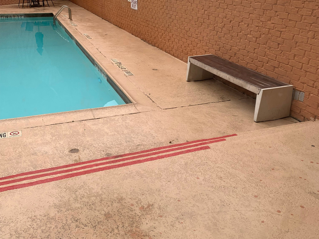 休斯顿橡树河皇冠广场酒店主图