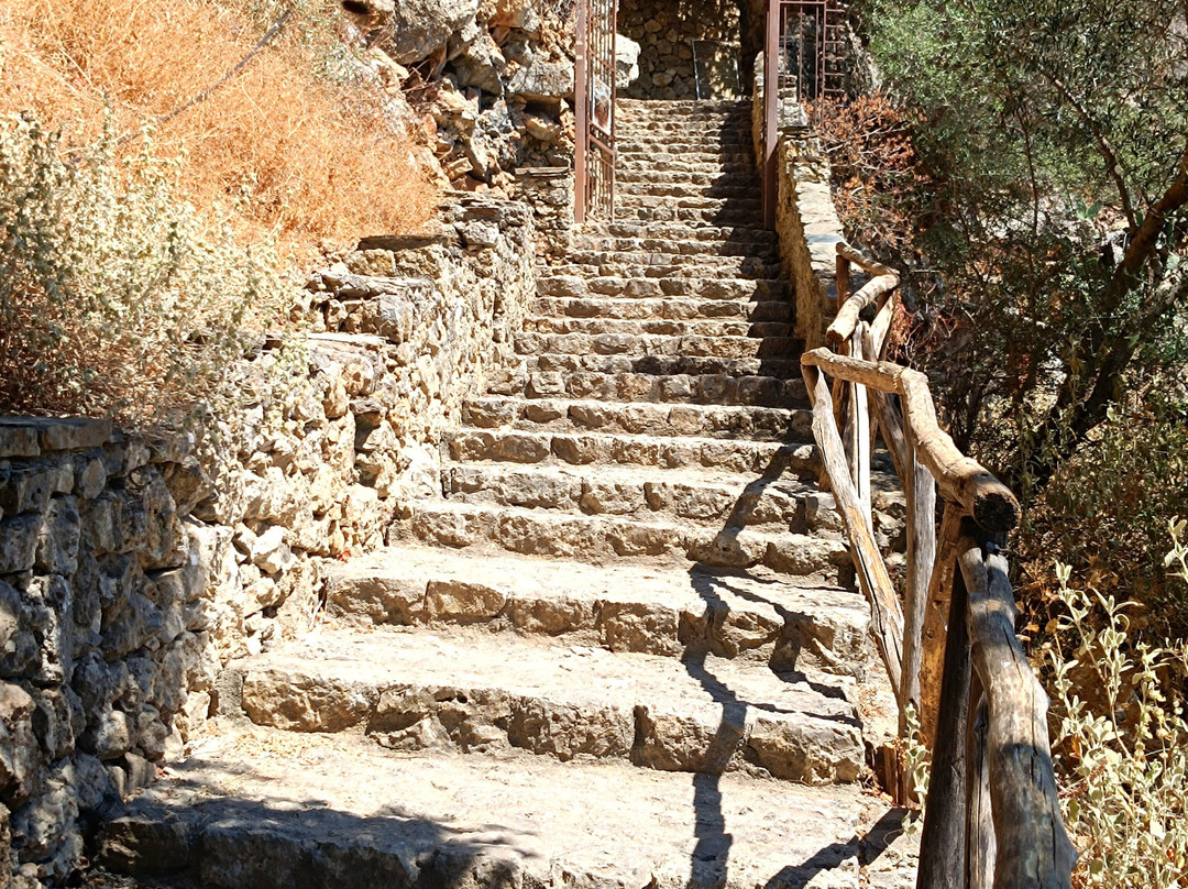 Agia Sofia Cave-Topolia必去景点