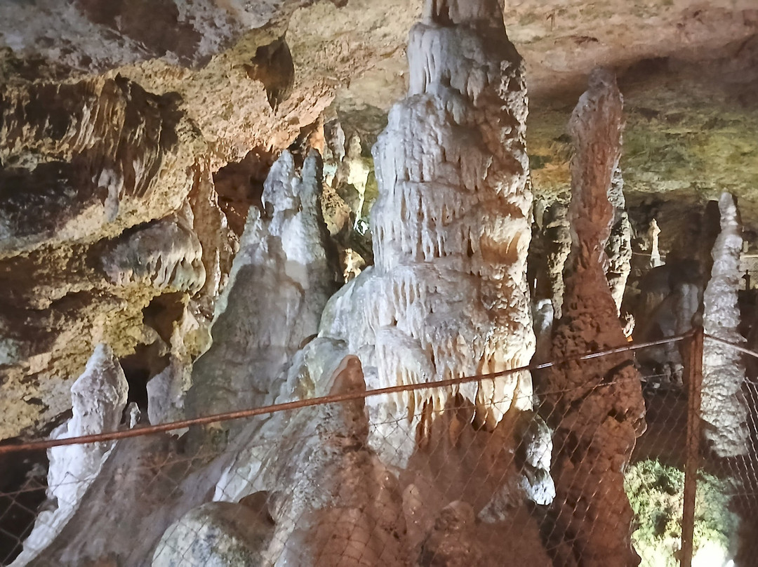 Nebelhöhle-Sonnenbuehl必去景点