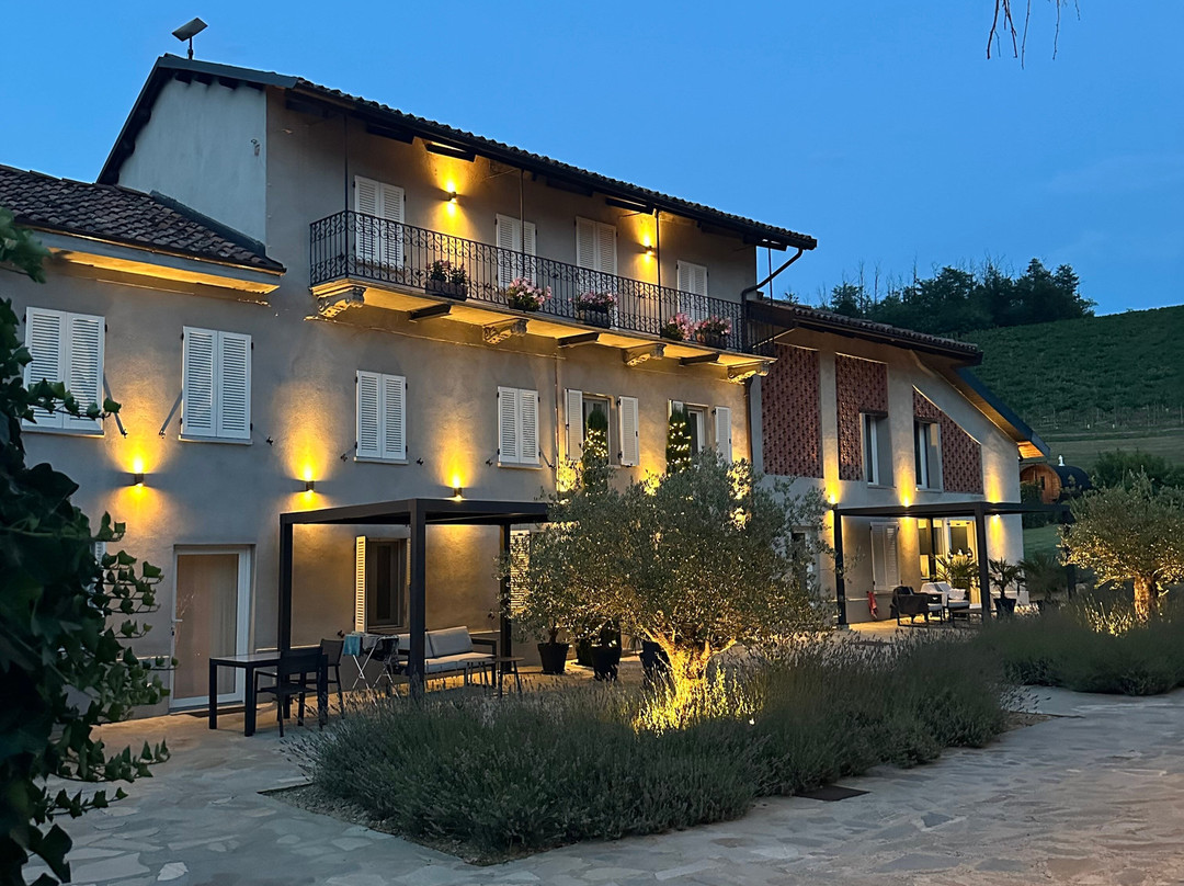 Sotto La Vigna主图