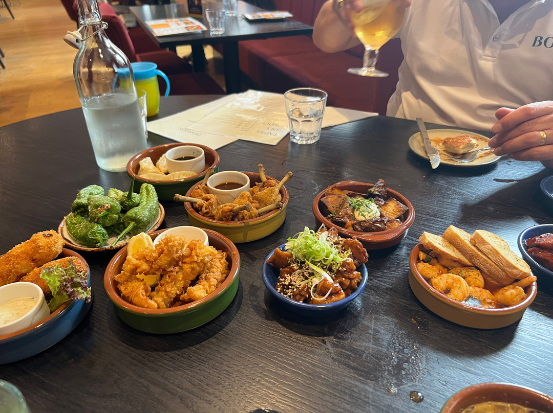 Tapas del Mundo