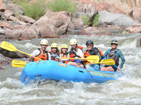 Whitewater Adventure Outfitters-卡农城必去景点